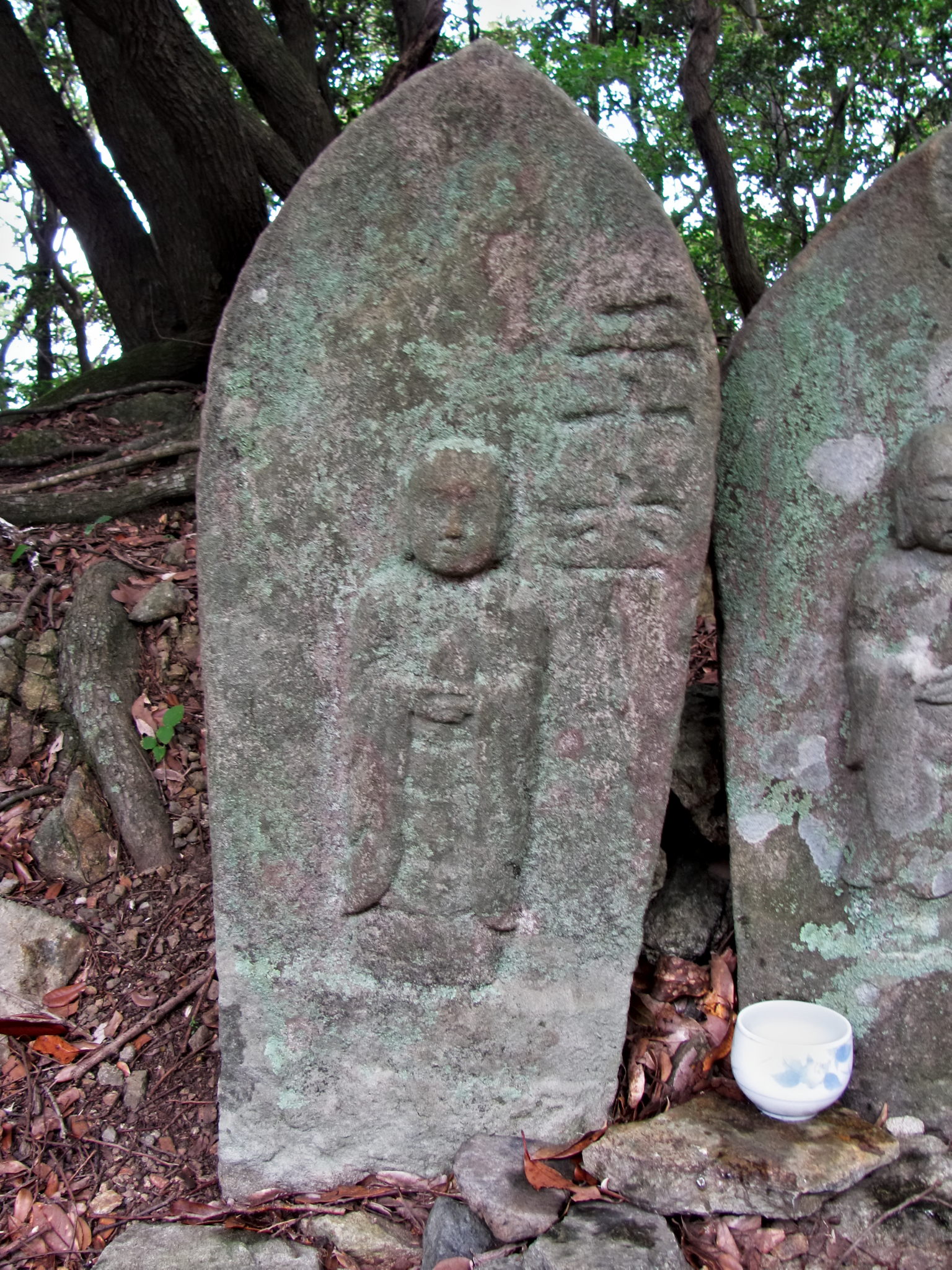 ニ十六丁 地蔵町石（宇治岳道）